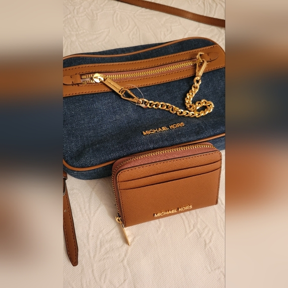 Michael Kors Purse and Wallet Blue Denim - Picture 2 of 9